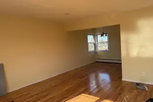 212 Harrison Ave, Bethpage, NY 11714 - Photo 5