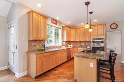 77 Dimond Avenue, Cortlandt Manor, NY 10567 - Photo 9