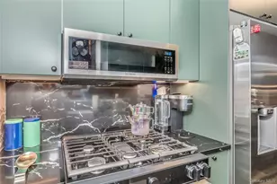 15 Hill Park Ave, Great Neck, NY 11021 - Photo 3