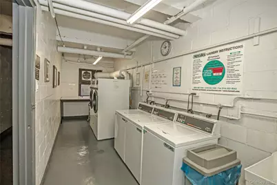 15 Hill Park Avenue #2L, Great Neck, NY 11021 - Photo 15