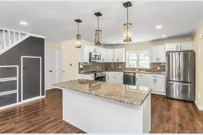 25 Turn Lane, Levittown, NY 11756 - Photo 5