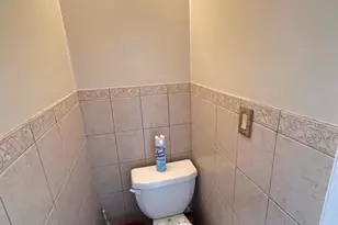 150-43 77th Rd, Kew Gardens, NY 11367 - Photo 7