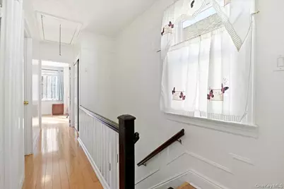 69-27 Manse Street, Forest Hills, NY 11375 - Photo 19