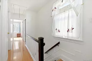 69-27 Manse St, Forest Hills, NY 11375 - Photo 19