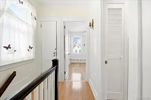 69-27 Manse St, Forest Hills, NY 11375 - Photo 23