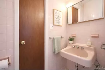 36-16 23rd Avenue, Astoria, NY 11105 - Photo 21