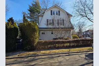 339 Tulip Avenue, Floral Park, NY 11001 - Photo 3