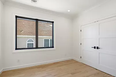 31 Gedney Way, White Plains, NY 10605 - Photo 33