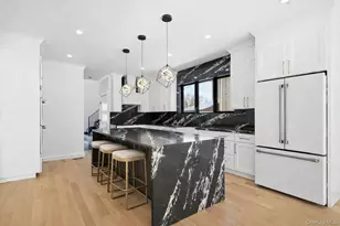 31 Gedney Way, White Plains, NY 10605 - Photo 3