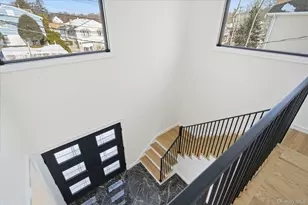31 Gedney Way, White Plains, NY 10605 - Photo 3