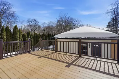 31 Gedney Way, White Plains, NY 10605 - Photo 17