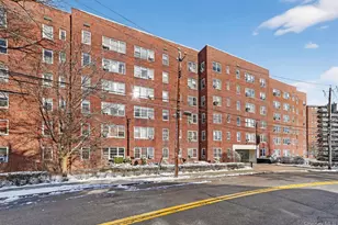 25 Sunnyside Dr, Yonkers, NY 10705 - Photo 3