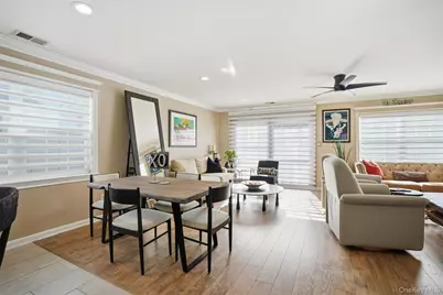 60 Herrels Circle, Melville, NY 11747 - Photo 9