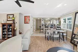 60 Herrels Cir, Melville, NY 11747 - Photo 11