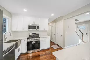 182 W 17th St, Deer Park, NY 11729 - Photo 7