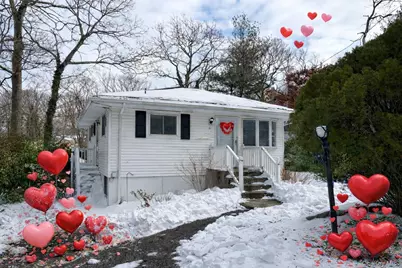 41 Robin Road, Rocky Point, NY 11778 - Photo 1