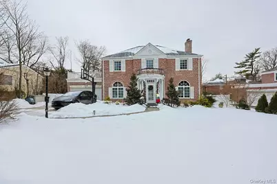 [Address not provided], Great Neck, NY 11023 - Photo 27