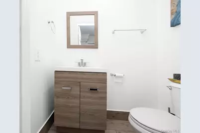 [Address not provided], Great Neck, NY 11023 - Photo 21