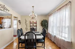 1093 Oak Neck Rd, Bay Shore, NY 11706 - Photo 9