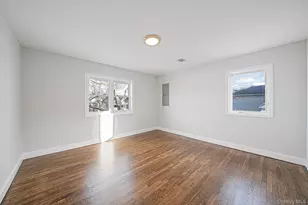 233 Harrison Ave, Island Park, NY 11558 - Photo 15