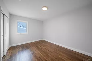 233 Harrison Ave, Island Park, NY 11558 - Photo 17