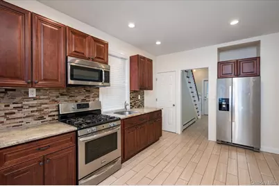 34 S Front Street, Farmingdale, NY 11735 - Photo 11