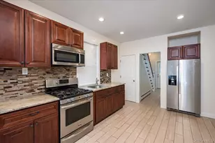 34 S Front St, Farmingdale, NY 11735 - Photo 9