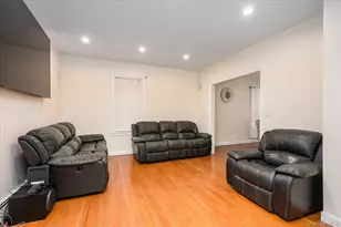 34 S Front St, Farmingdale, NY 11735 - Photo 5