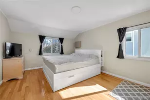 34 Roxbury Rd, Port Washington, NY 11050 - Photo 13