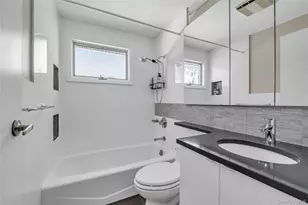 34 Roxbury Rd, Port Washington, NY 11050 - Photo 11