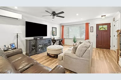 238 Swinton Avenue, Bronx, NY 10465 - Photo 3