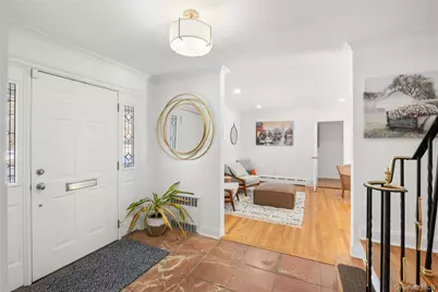 467 Hempstead Avenue, Rockville Centre, NY 11570 - Photo 13