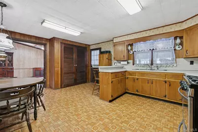 6 Oak Street, Saint James, NY 11780 - Photo 9