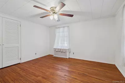 6 Oak Street, Saint James, NY 11780 - Photo 17