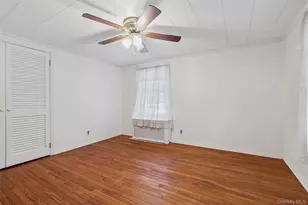 6 Oak St, Saint James, NY 11780 - Photo 17