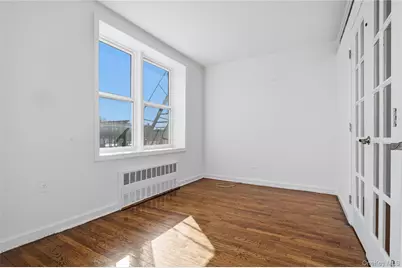 7510 Yellowstone Boulevard #5F, Rego Park, NY 11374 - Photo 9