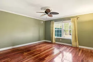 67 Paddington Cir, Smithtown, NY 11787 - Photo 21