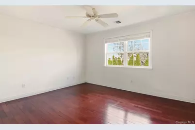 67 Paddington Circle, Smithtown, NY 11787 - Photo 25