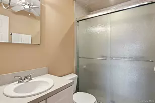 67 Paddington Cir, Smithtown, NY 11787 - Photo 17