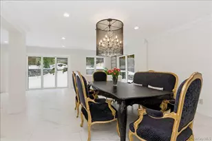 12 Redbrook Rd, Great Neck, NY 11024 - Photo 13