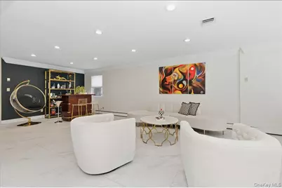 12 Red Brook Road, Great Neck, NY 11024 - Photo 9