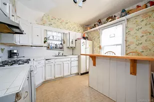 195-12 122nd Ave, Springfield Gardens, NY 11413 - Photo 3