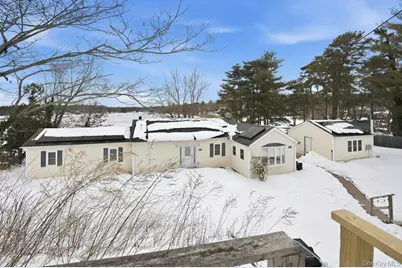 63 Lakeside Trail, Ridge, NY 11961 - Photo 3