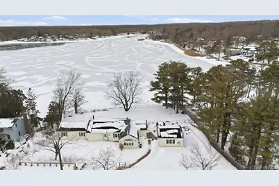 63 Lakeside Trail, Ridge, NY 11961 - Photo 33