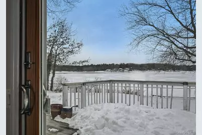 63 Lakeside Trail, Ridge, NY 11961 - Photo 9