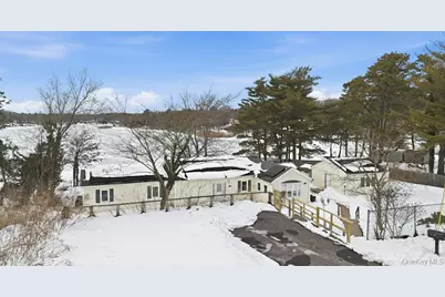 63 Lakeside Trail, Ridge, NY 11961 - Photo 35