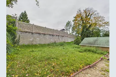 5110 Little Neck Parkway, Little Neck, NY 11362 - Photo 15