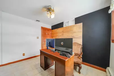 71 Oak Avenue, Shirley, NY 11967 - Photo 17