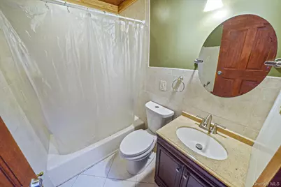 71 Oak Avenue, Shirley, NY 11967 - Photo 19