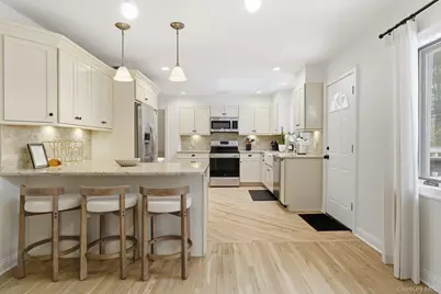 105 Reeve Road, Rockville Centre, NY 11570 - Photo 7